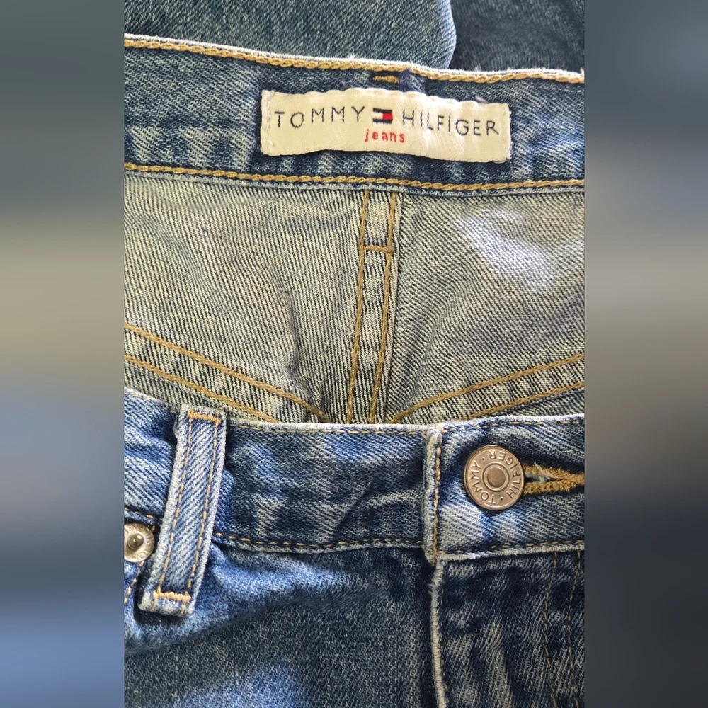 3/$25 Tommy Hilfiger 2002 Y2K Vintage Boyfriend Denim Jean Size 8